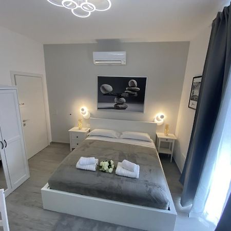 Roma Centro Softrooms Guest House Affittacamere Екстериор снимка