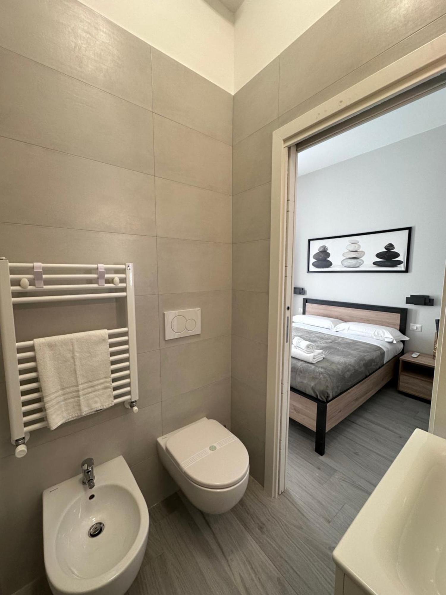 Roma Centro Softrooms Guest House Affittacamere Екстериор снимка