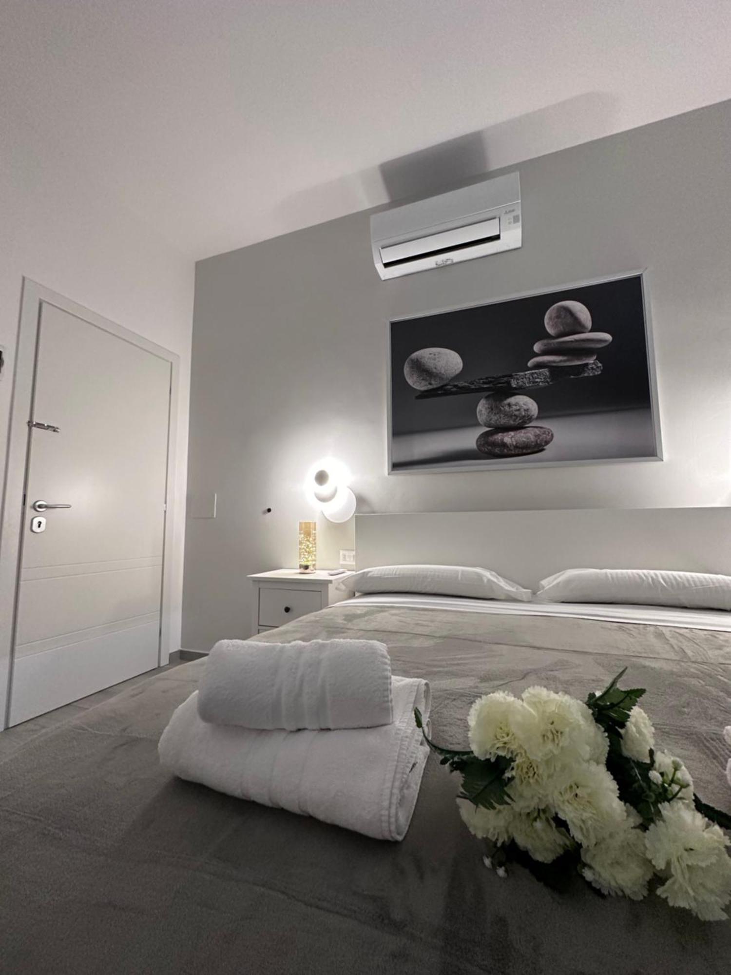 Roma Centro Softrooms Guest House Affittacamere Екстериор снимка