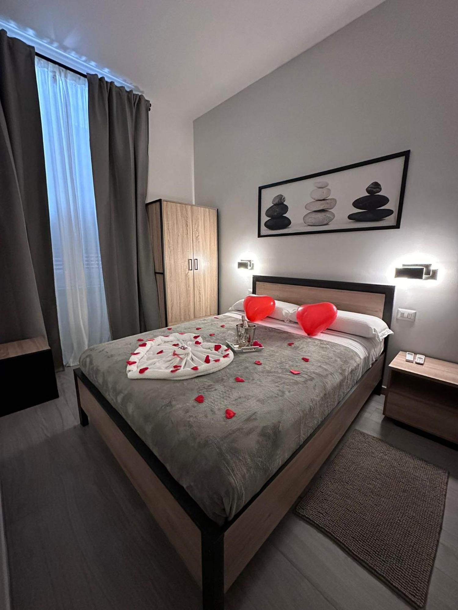 Roma Centro Softrooms Guest House Affittacamere Екстериор снимка